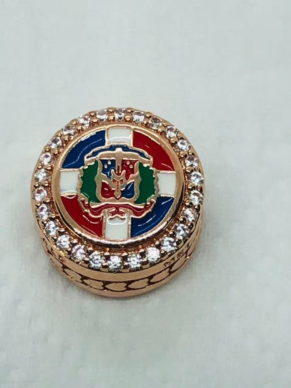 ✨ ✨Pandora Round Dominican Republic Country Flag Exclusive Charm